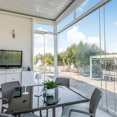 Holiday home In Catenanuova With Swimming Pool Centuripe